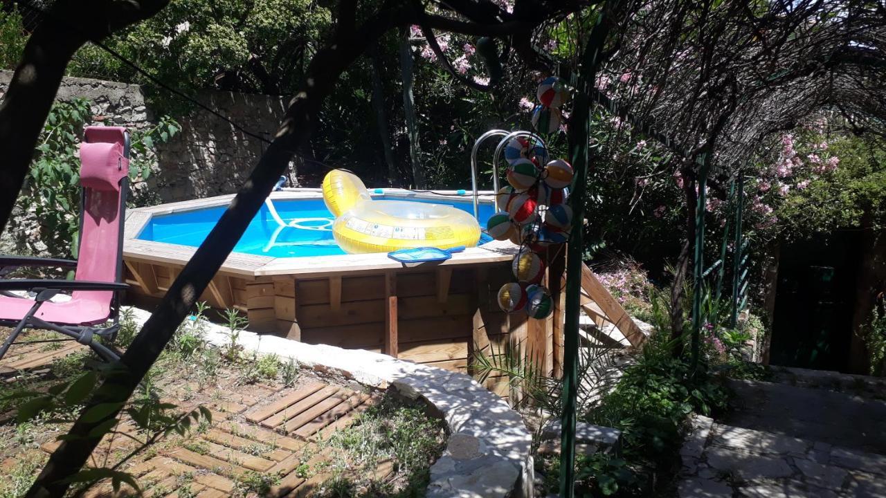 Caraussane Caractere Terrasse Sur Jardin Et Wifi Via Fibre En Coeur De * Sete